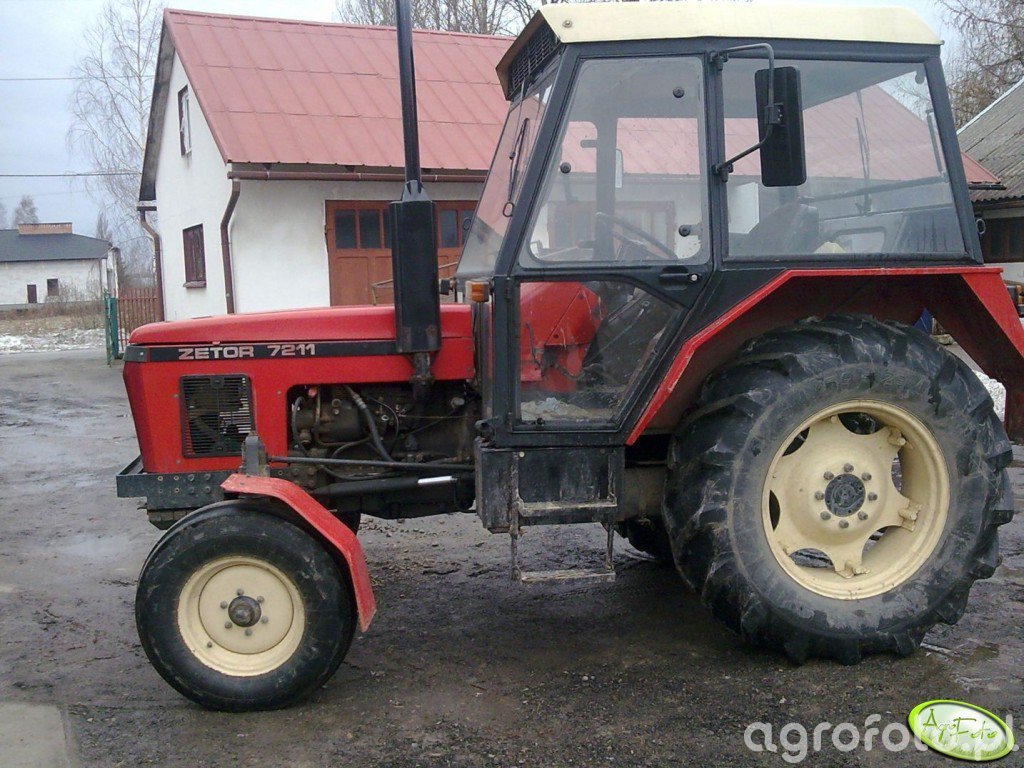 Foto Ciagnik Zetor 7211 #269142 - Galeria Rolnicza Agrofoto