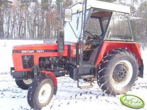 Zetor 7211