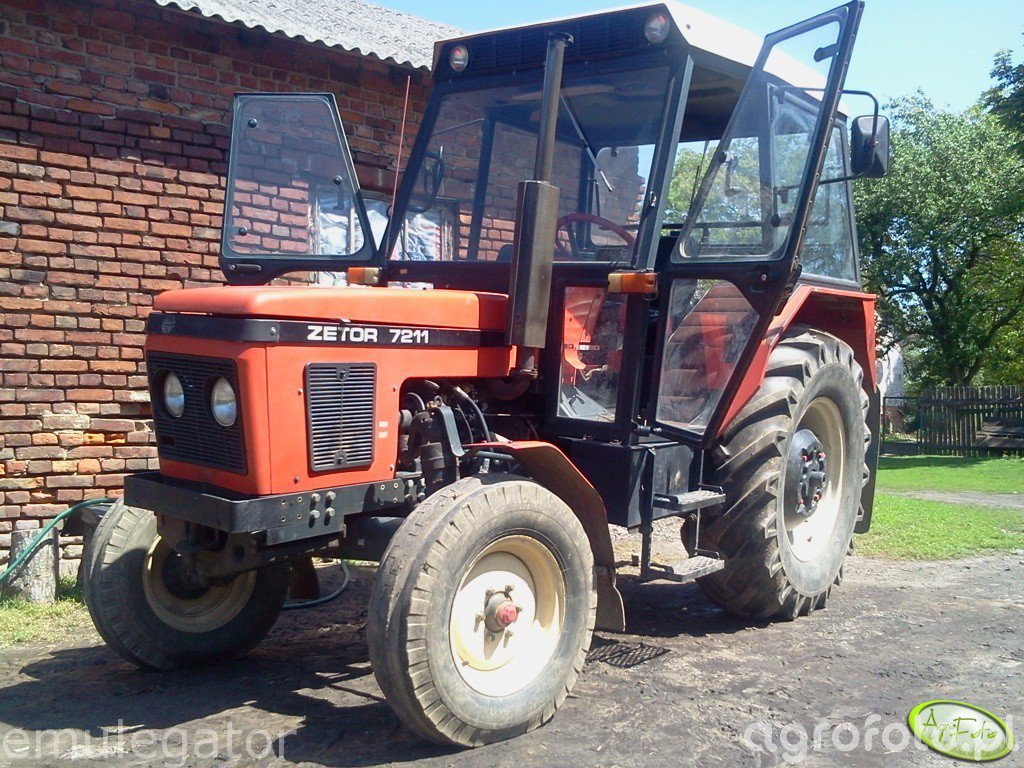 Fotografia Traktor Zetor 7211 Id:376482 - Galeria Rolnicza Agrofoto