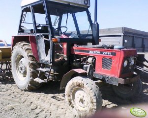 Zetor 7211