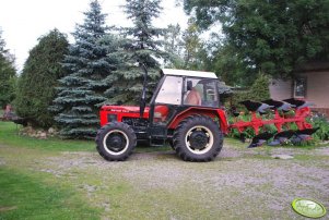 Zetor 7245 i pług obrotowy Krone