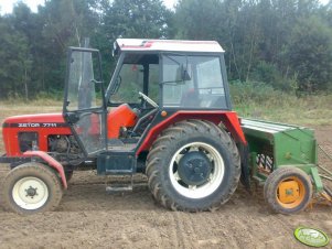 Zetor 7711 + Amazone D7