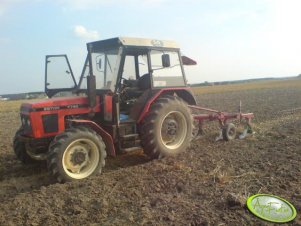 Zetor 7745 i pług