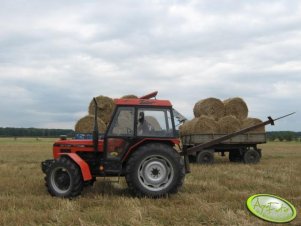 Zetor 7745 +podnosnik do bel.