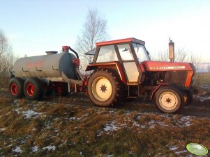 Zetor 8011 + beczkowóz