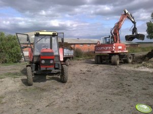 Zetor 8011 + rozrzutnik 6t