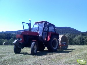 Zetor 8011 z chwytakiem bel metal-fach