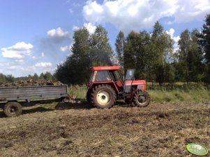 Zetor 8045 Crystal + rozrzutnik