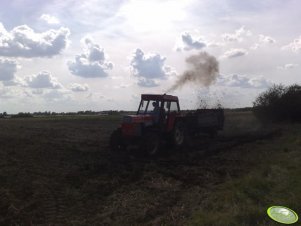 Zetor 8045 Crystal + rozrzutnik