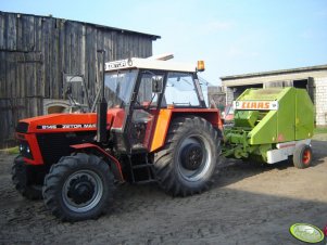 Zetor 8145 + Claas Rollant 44