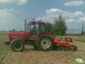 Zetor 8540 + talerzówka 3.0m