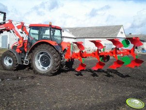 Zetor Forterra 105 z pługiem