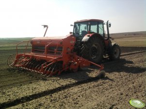 Zetor Forterra 11441 + Kuhn Combiliner Integra GII