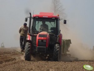 Zetor Proxima 7441 i Sadzarka