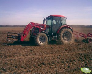 Zetor Proxima 8441 i pług unia tur 3+1