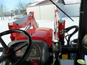 Zetor Proxima 8441 + Trac-Lift 220Sli