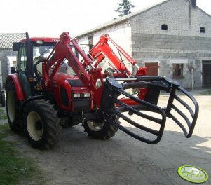 Zetor Proxima 8441 z turem SL220