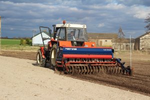 Zetor 12145 + Doublet-Record & Nordsten Kulti-Seeder Thrige Agro
