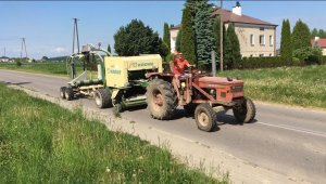 Zetor 5211 + Krone 1250 roundpack elho