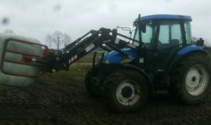 New Holland td80d