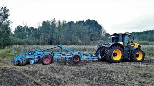 JCB 8330 + Lemken  Karat 9/500 Kua