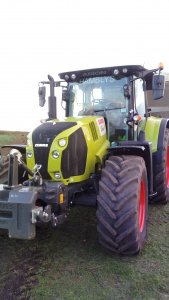 Claas Arion 630