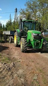 John Deere 6120M