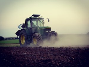 John Deere 6600 