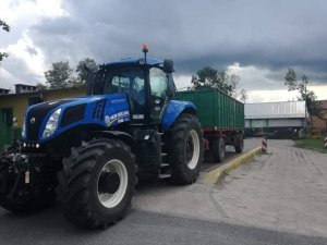 New Holland t8.330