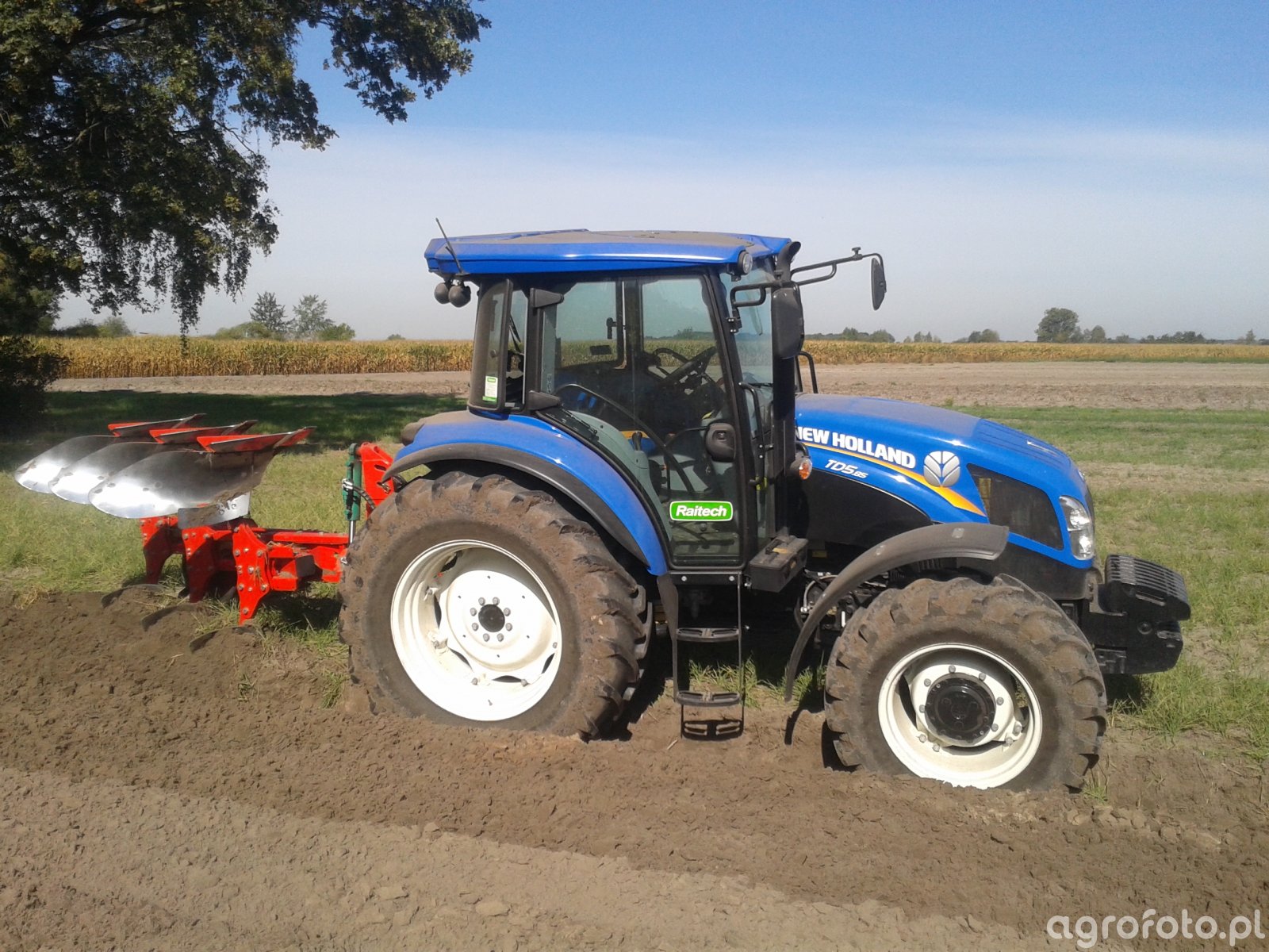 New Holland TD5.85 & Agro Masz POL3