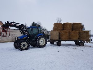 New Holland Td80d & Platforma