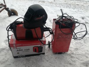 Spawarka inwertorowa i prostownik z rozruchem