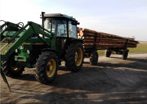 John Deer 2850