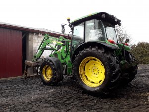 John Deere 5100R & John Deere 583