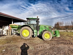 John deere 6140r i amazone zam 1201