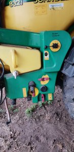 John deere 832i