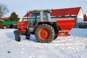 Massey Ferguson 3050 & Rauch/Kuhn MDS 921