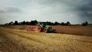 Claas Arion 630 & AgroMasz