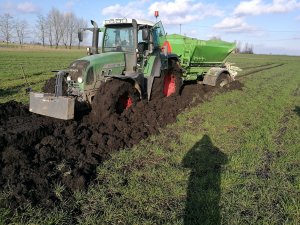 Fendt 718+rozsiewacz