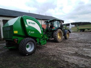 John Deere 5080M i Mchale F5400