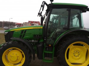 John Deere 5090m
