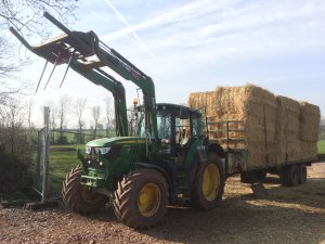 John Deere 6120 M  + Bailey