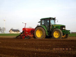 John Deere 6220 i zestaw Kverneland