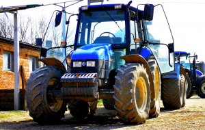 New Holland TL100 