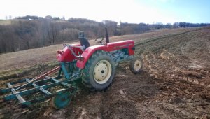 Ursus C-355 i kultywator