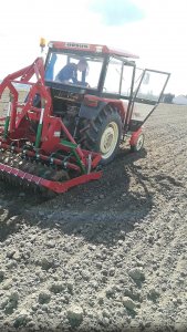 Ursus c-360 i agregat uprawowosiewny Unia