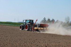 Fendt Vario 716 & Vaderstad Tempo F