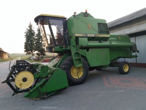 John Deere 1075