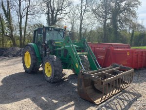 John Deere 6330