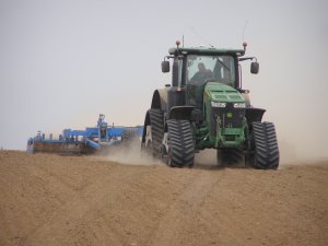 John Deere 8370 R & Agregat uprawowy Lemken